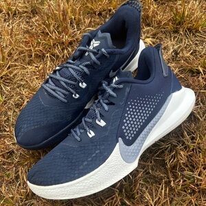 CLEAN Nike Kobe size 8 Mamba Fury Midnight Blue Basketball shoes